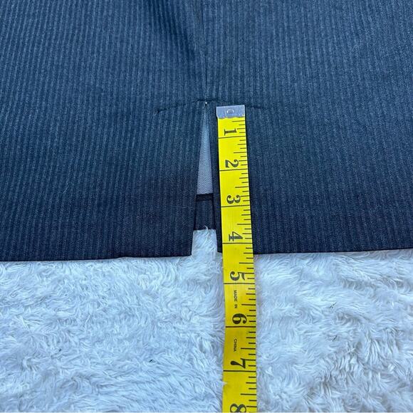 Maurices black pinstripe mini skirt, size 7 or 8 - Picture 5 of 7
